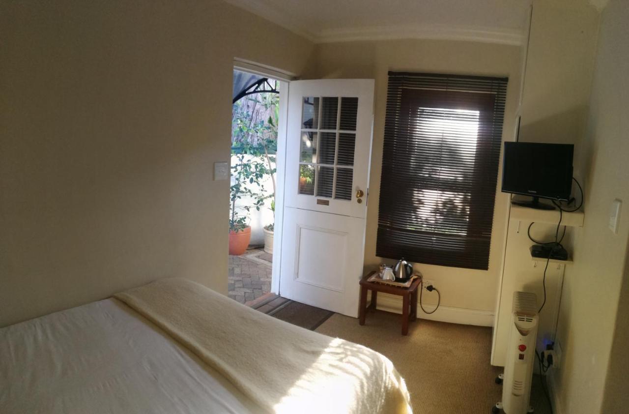 Newlands Guest House Cape Town Bagian luar foto